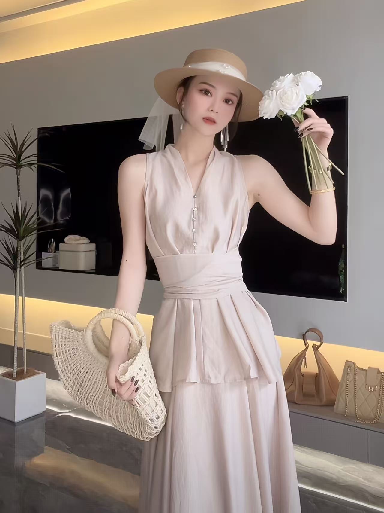 2025新款法式气质穿搭无袖背心设计感女夏季高级感无袖背心