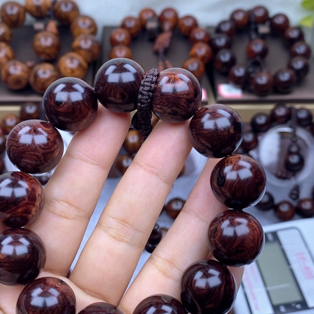 木不**外花梨—-1.8—-花梨