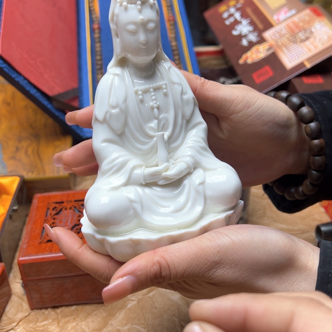 滴血莲花菩提吊坠