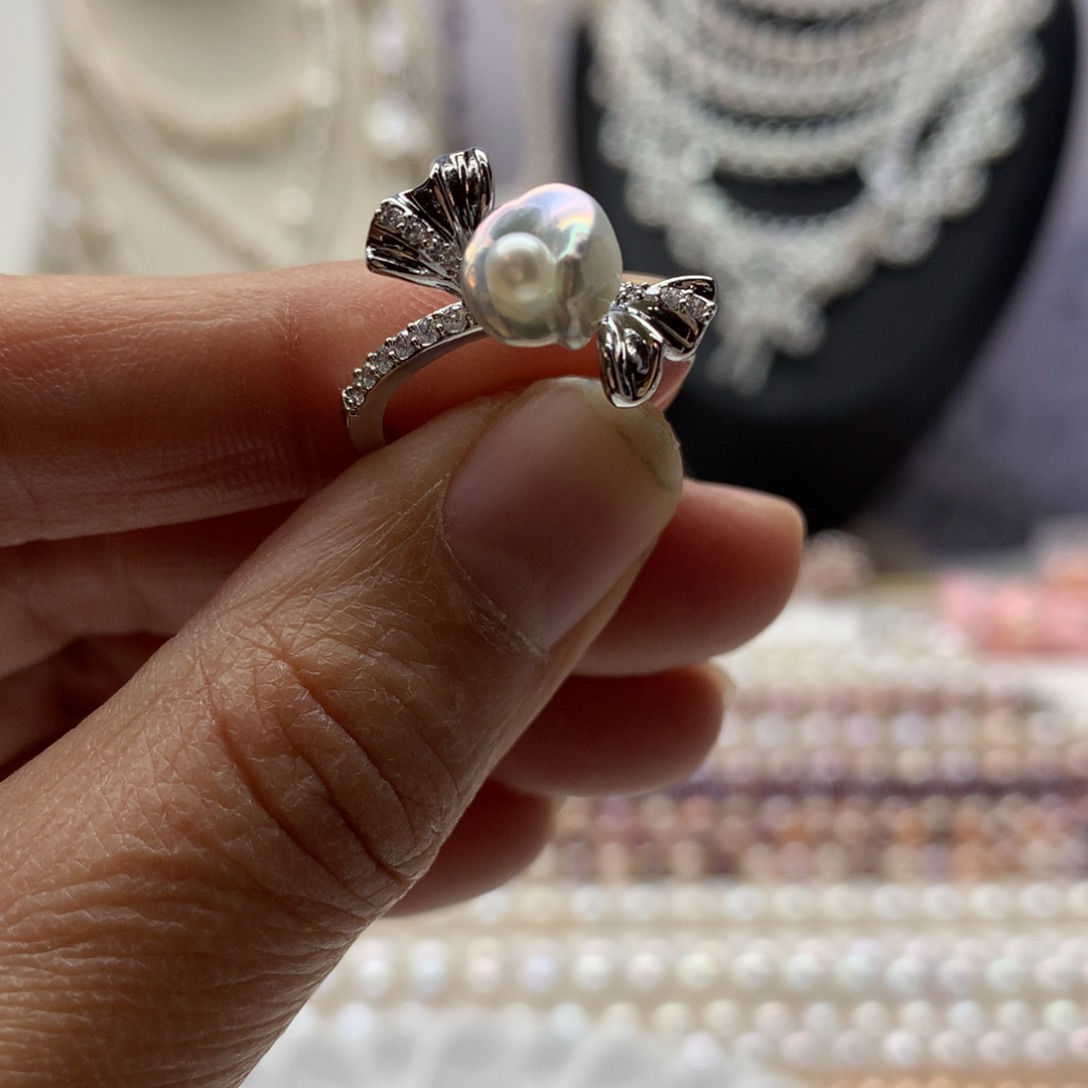 淡水珍珠合金颈饰荷包蛋蝴蝶结戒指