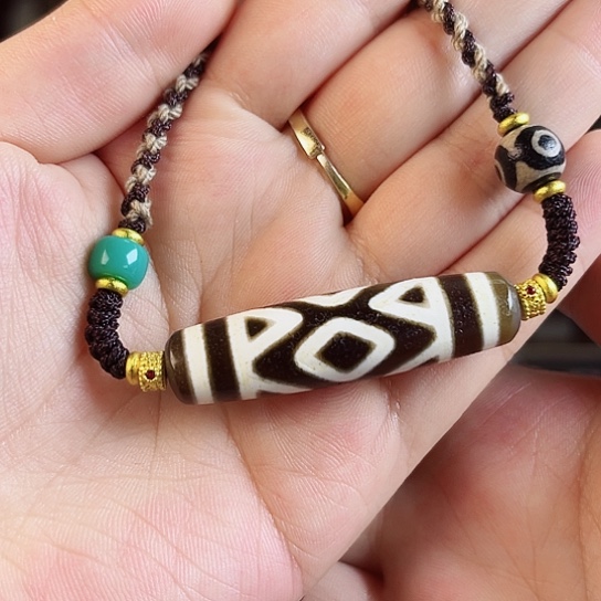 玛瑙/玉髓颈饰合金