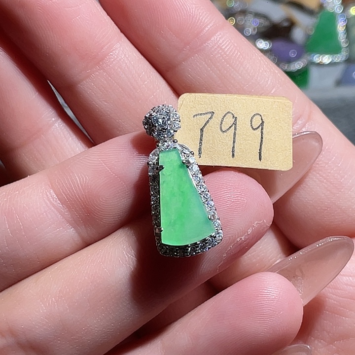 翡翠银S925镶嵌颈饰