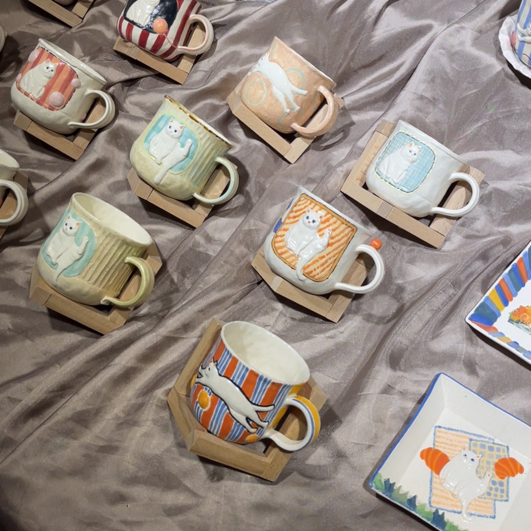 陶瓷哈哈哈哈哈哈哈