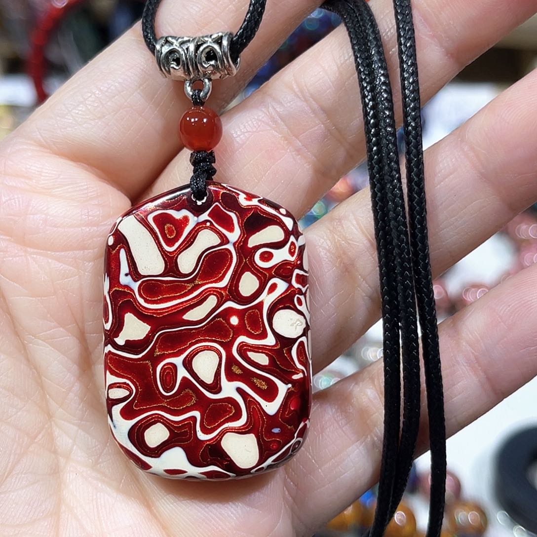 龙*大漆无事牌脖挂………