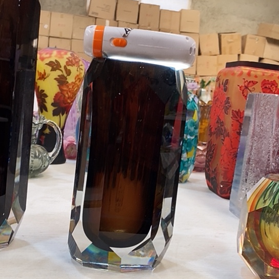 琉璃宝*花瓶高25厘米口径7厘米