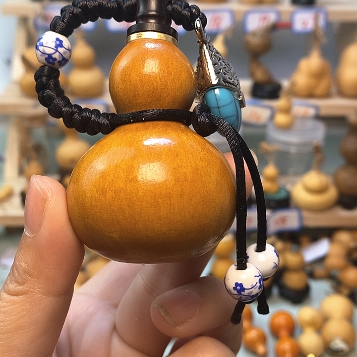 我**良直播间手把小葫芦