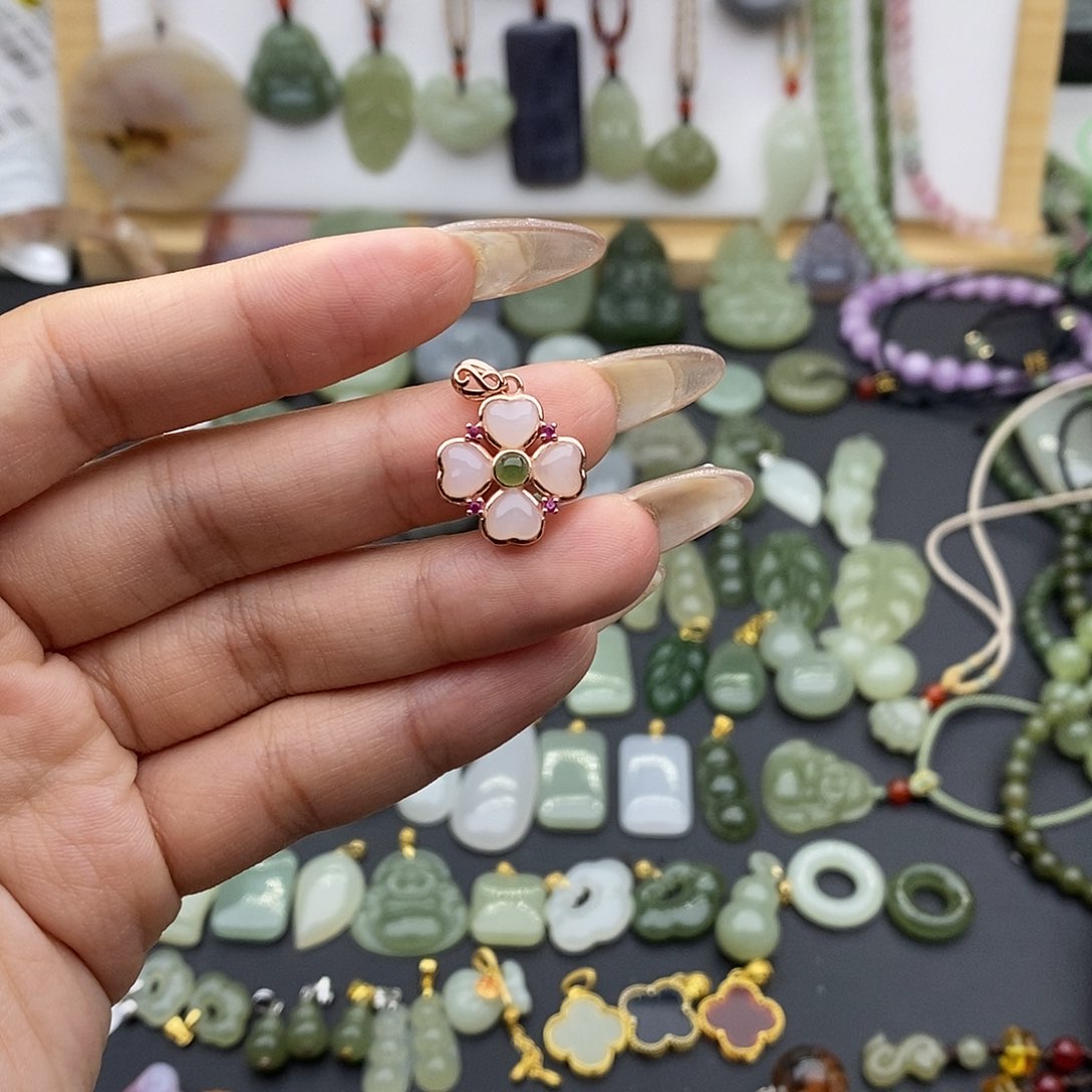 和田玉吊坠(不含链)银S925镶嵌