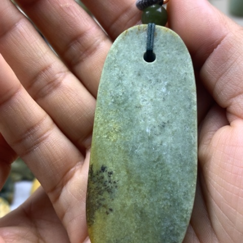 【闪购商品】未镶嵌岫岩河磨玉（透闪石质玉）挂件