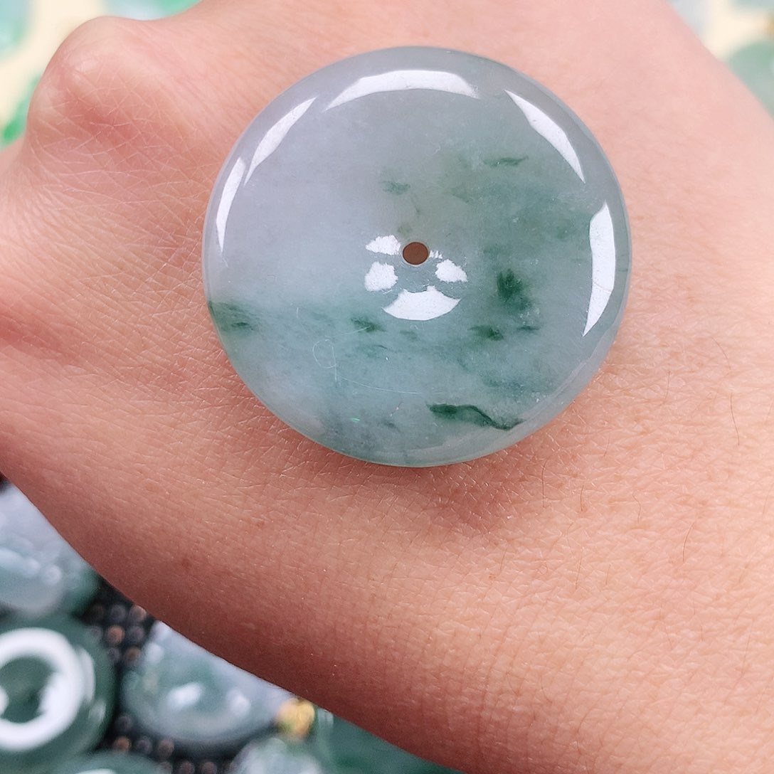 【闪购商品】翡翠颈饰未镶嵌平安扣