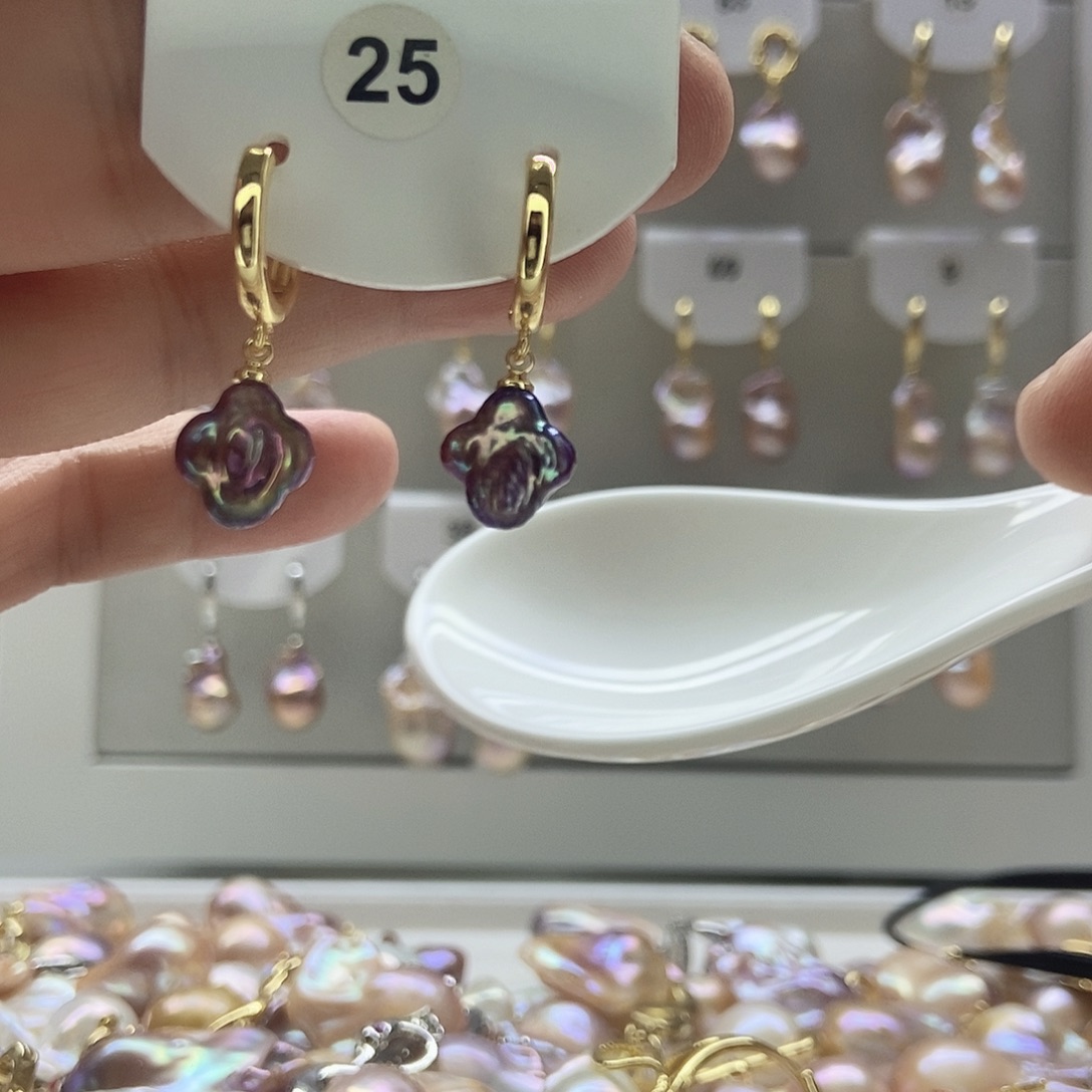 佳***援银S925镶嵌颈饰淡水珍珠25