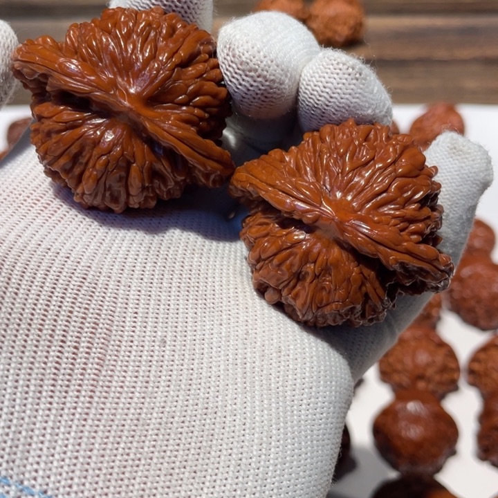 猴头核桃吊坠高****三四座楼48.500.22