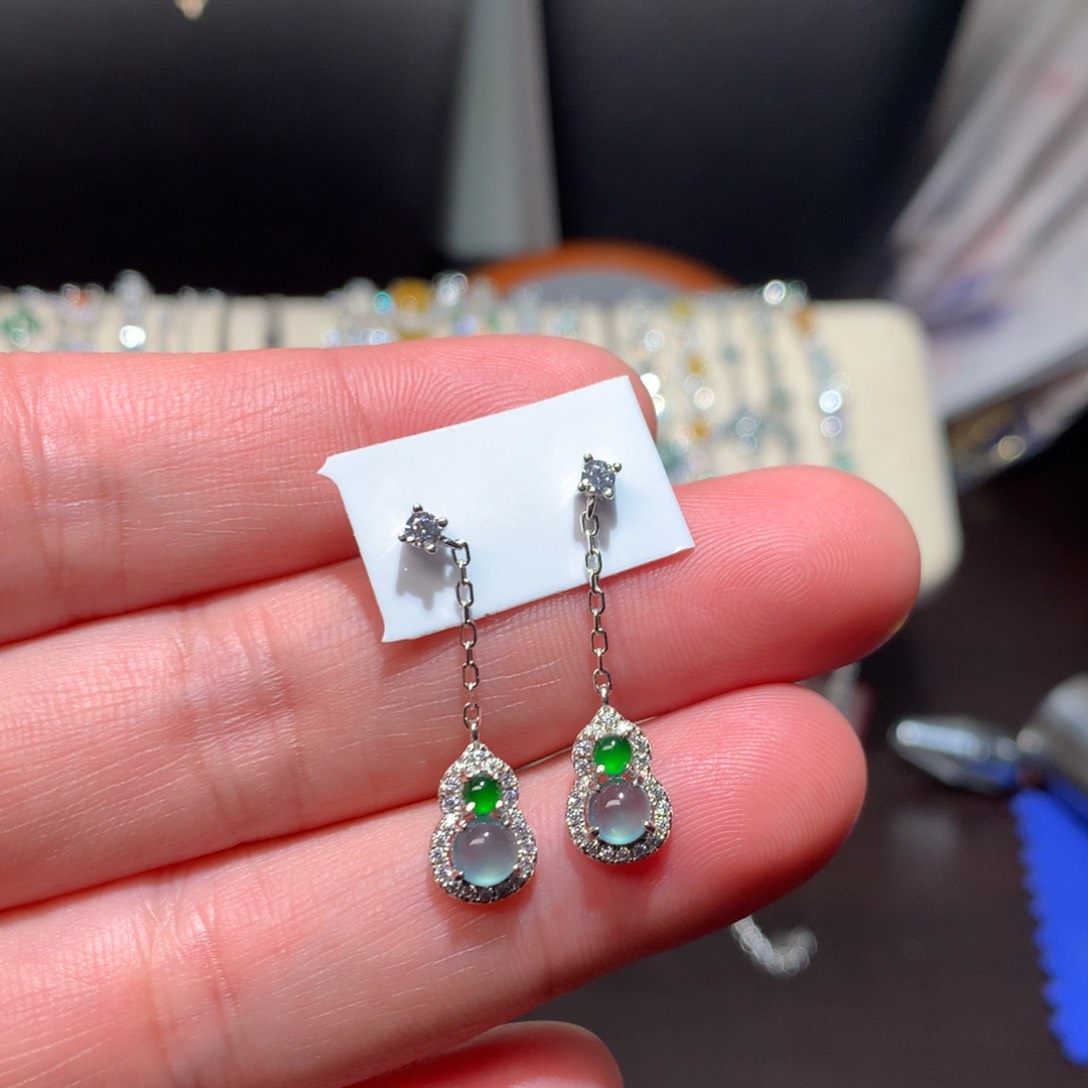 翡翠耳饰银S925镶嵌是**啊天然翡翠耳钉