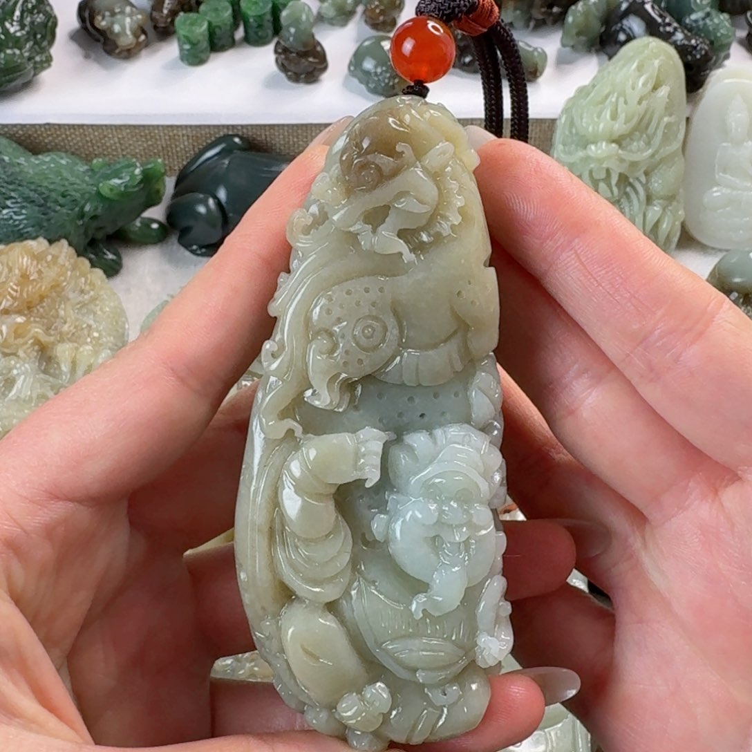 未镶嵌和田玉把件