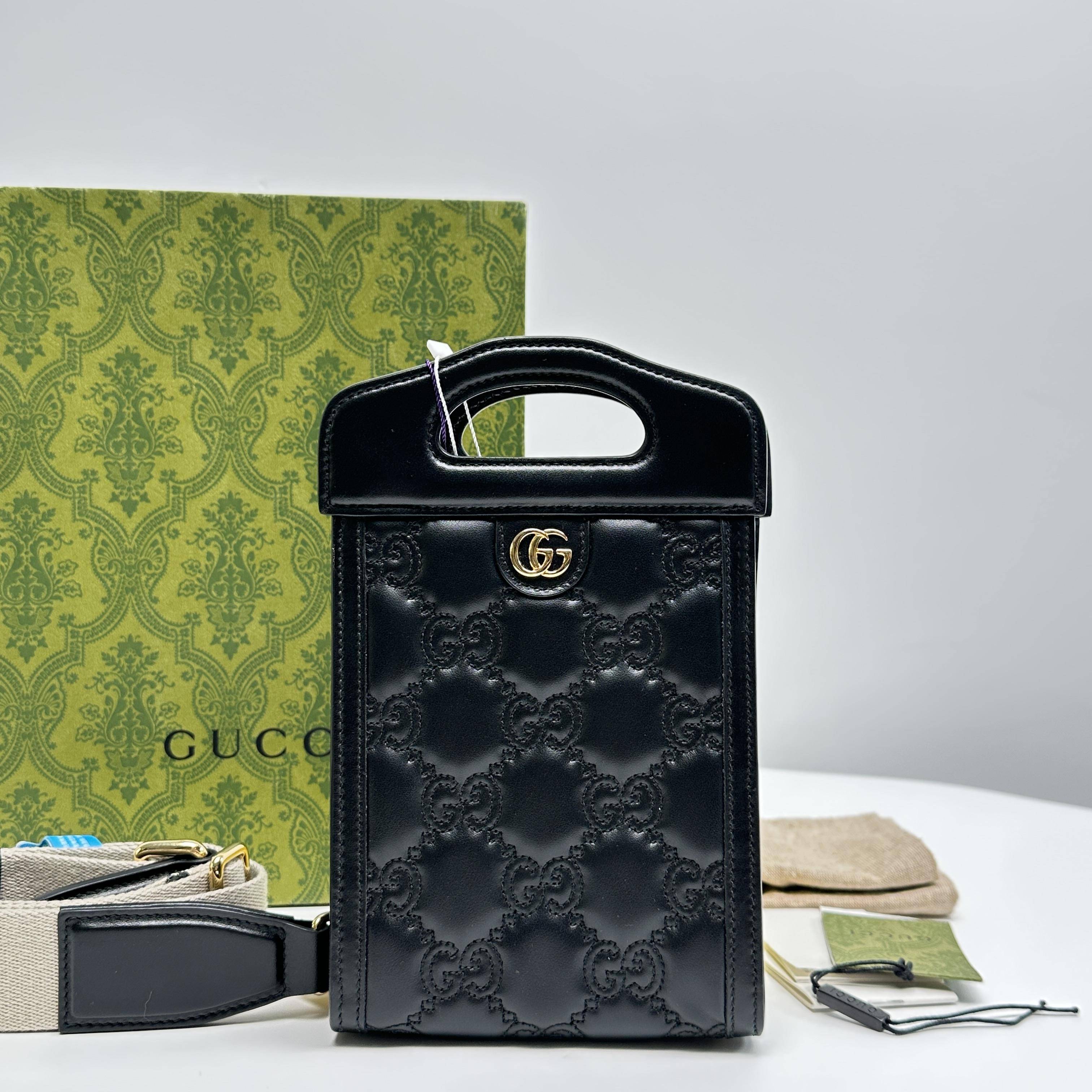 胖虎安安/古驰/95新/公价0/箱包/斜挎包/312501260192