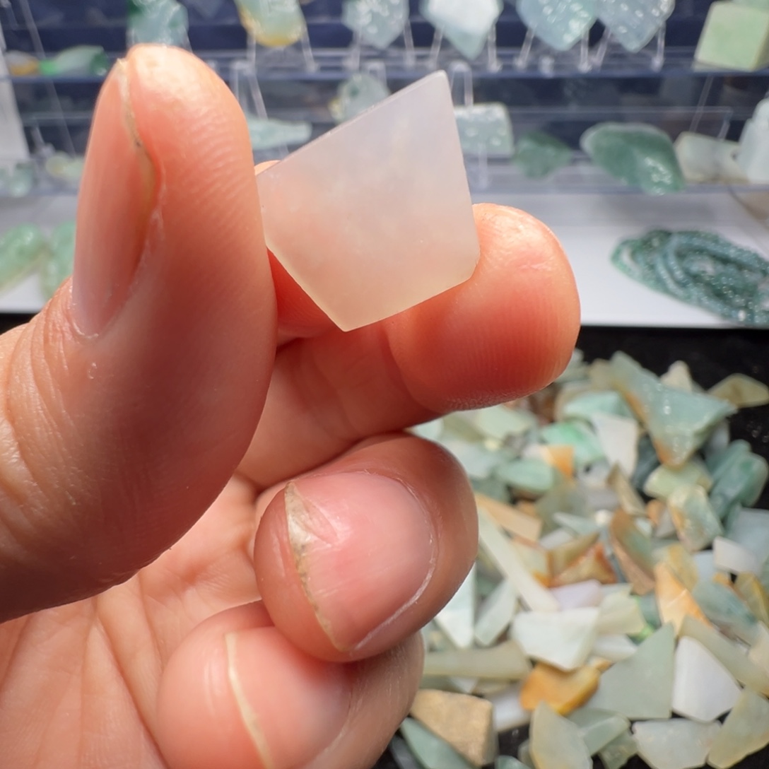 翡翠裸石缅甸翡翠A货