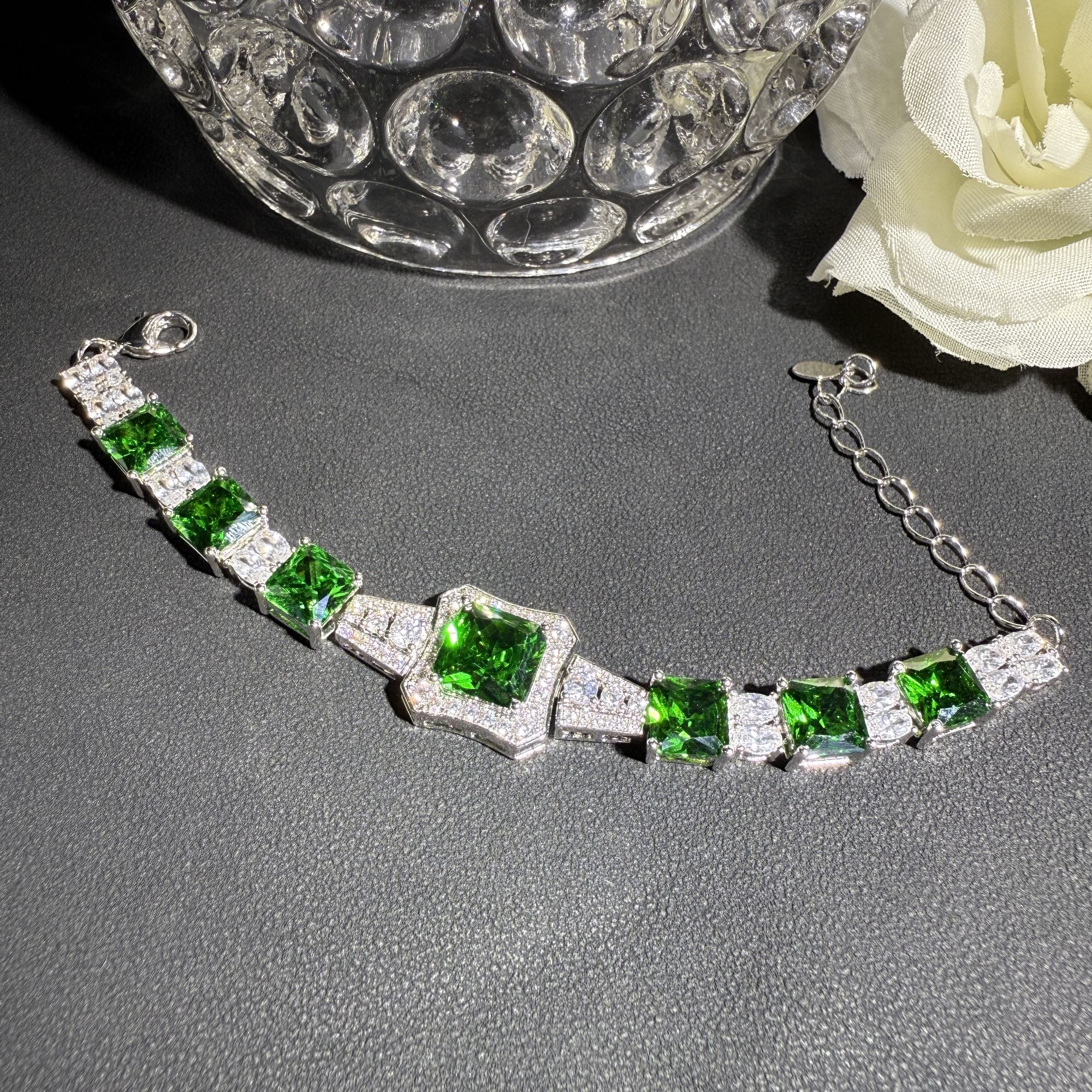  [粉丝专属]绿影星辰手链 XKZF98