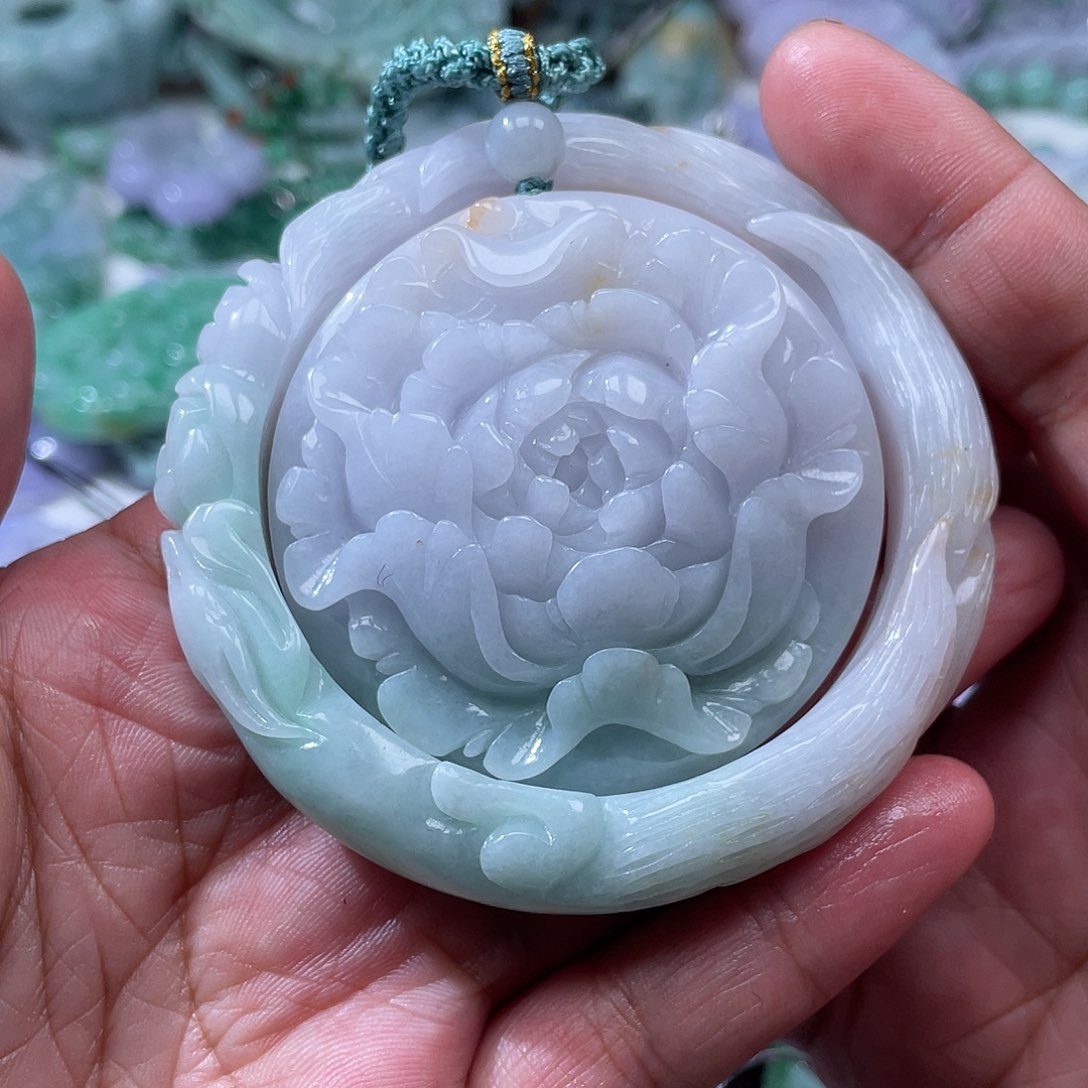 翡翠未镶嵌颈饰翡玉缘翡翠
