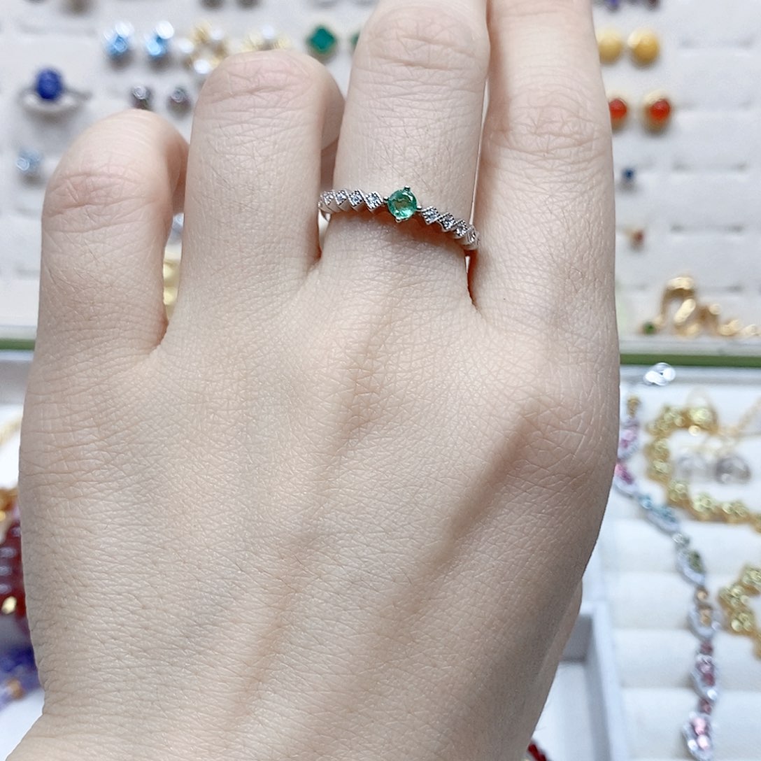 祖母绿戒指银S925镶嵌