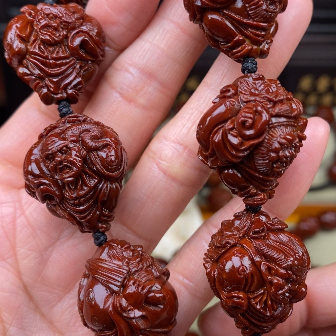 明***性吊坠橄榄核钟馗伏魔