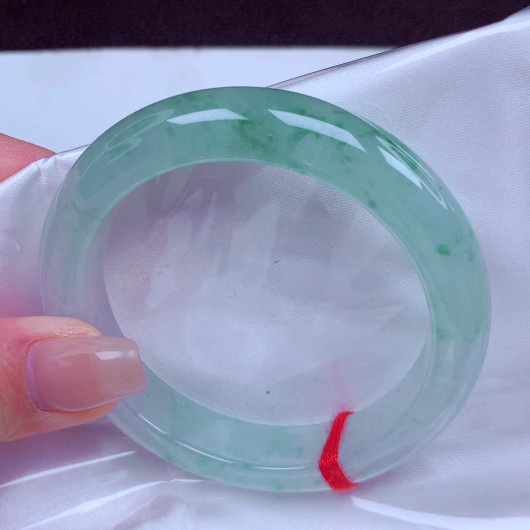 翡翠未镶嵌手镯手镯