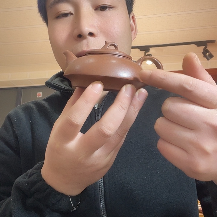 紫砂茶壶处理一把