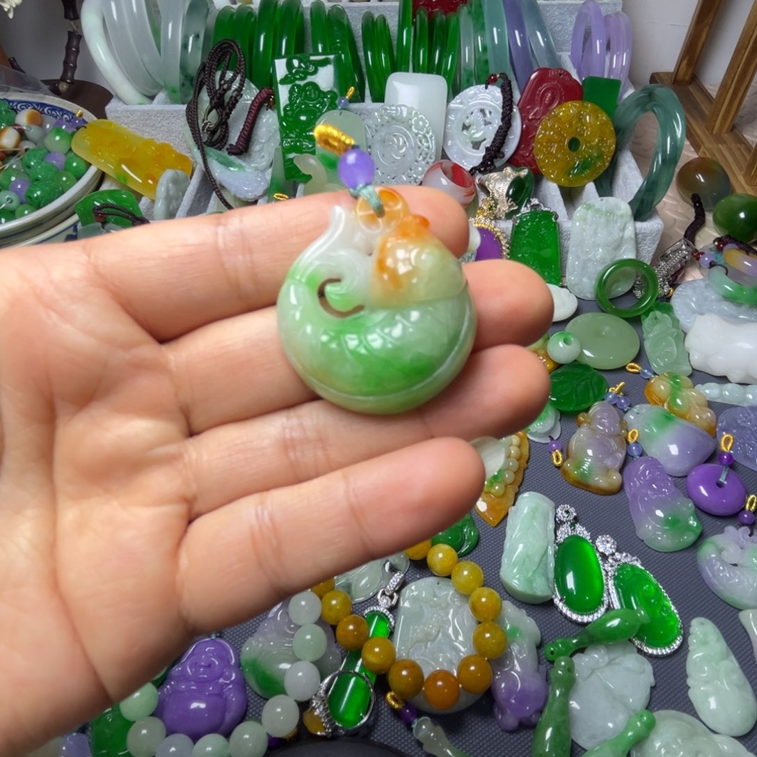 翡翠未镶嵌手链翡翠未镶嵌颈饰手饰挂件