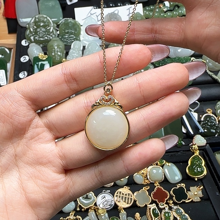 吊坠(赠链)银S925镶嵌和田玉