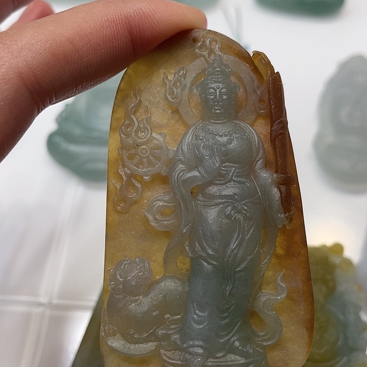 定制翡翠未镶嵌挂件