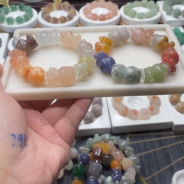 石英质玉（非洲翠）合金手串