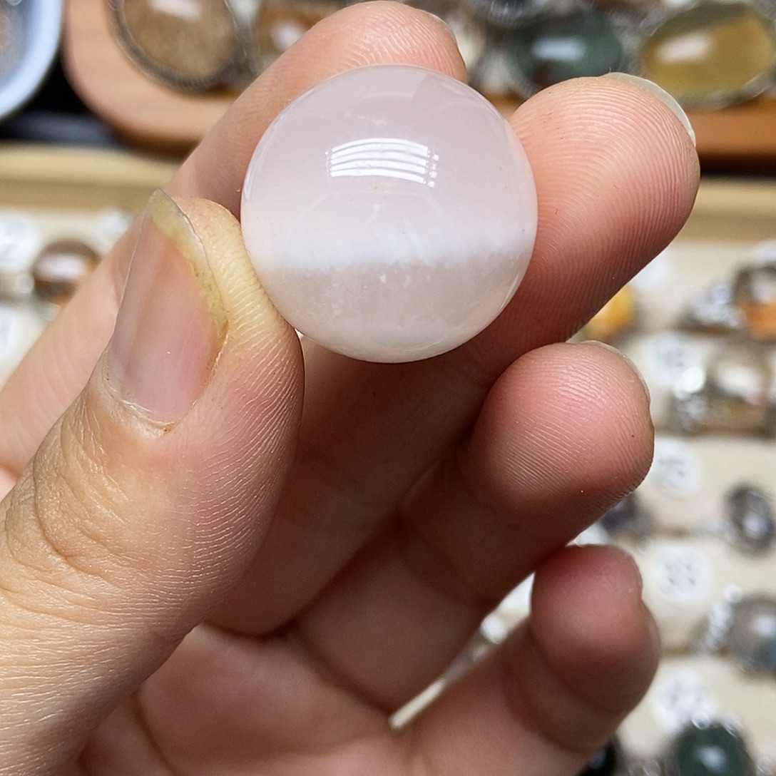 未镶嵌水晶颈饰水晶
