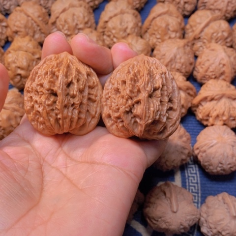 【闪购商品】吊坠文玩核桃中****九虎头42