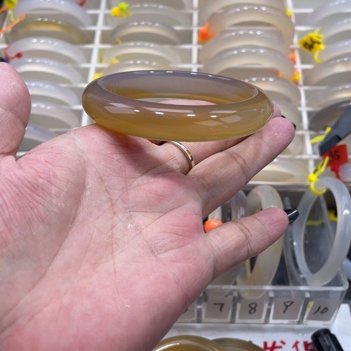 玛瑙/玉髓未镶嵌手镯