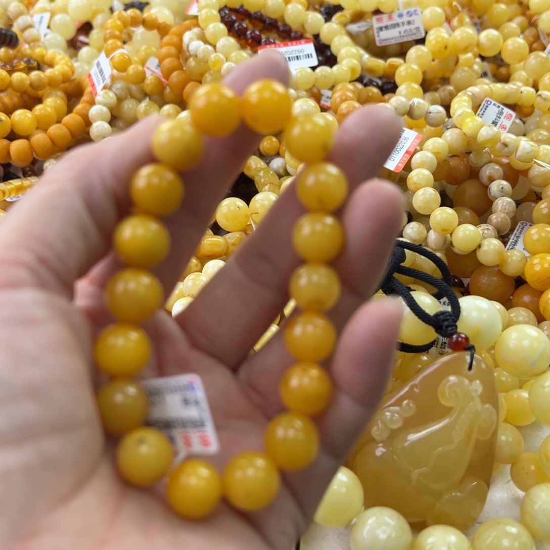 琥珀珠宝奇石未镶嵌