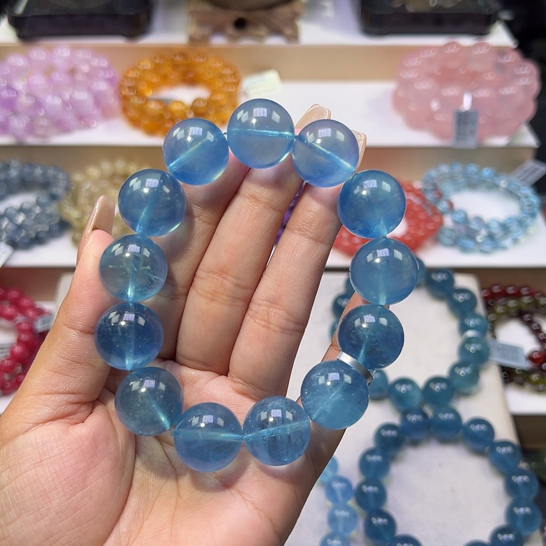 F***G水晶手串未镶嵌冰川蓝海蓝宝17mm