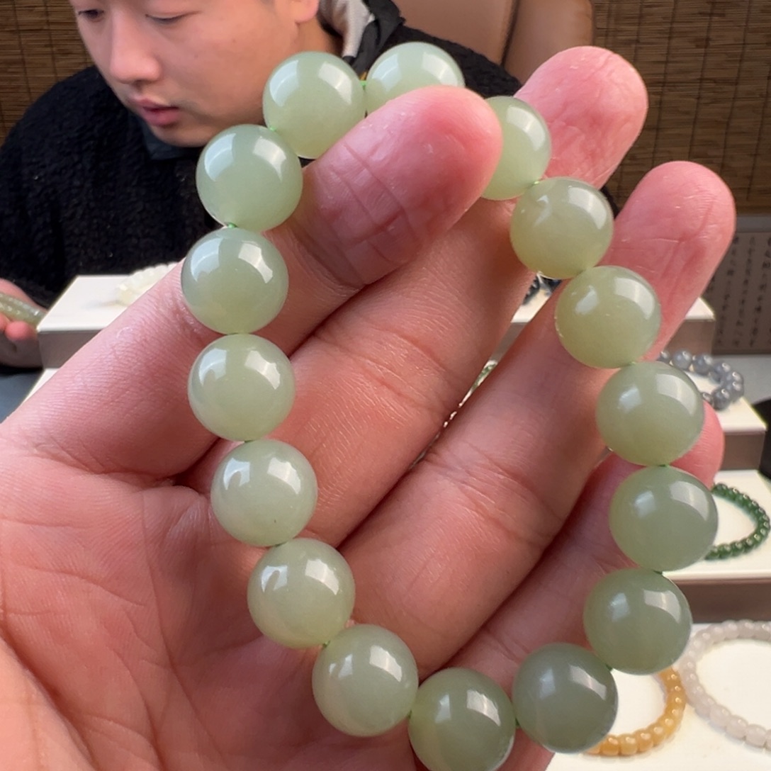 和田玉未镶嵌手链