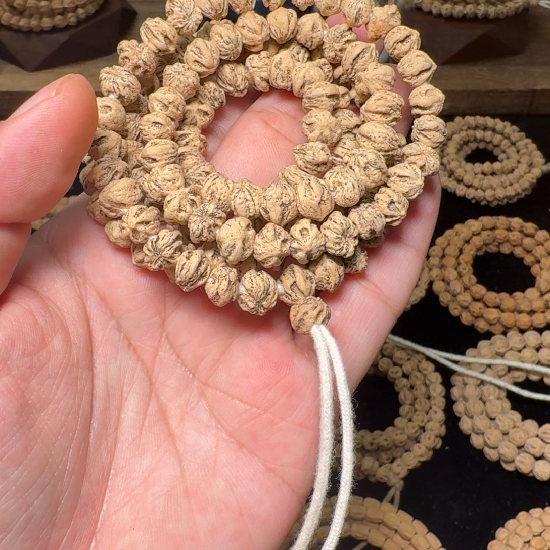 柏香籽/百香籽吊坠刘*六