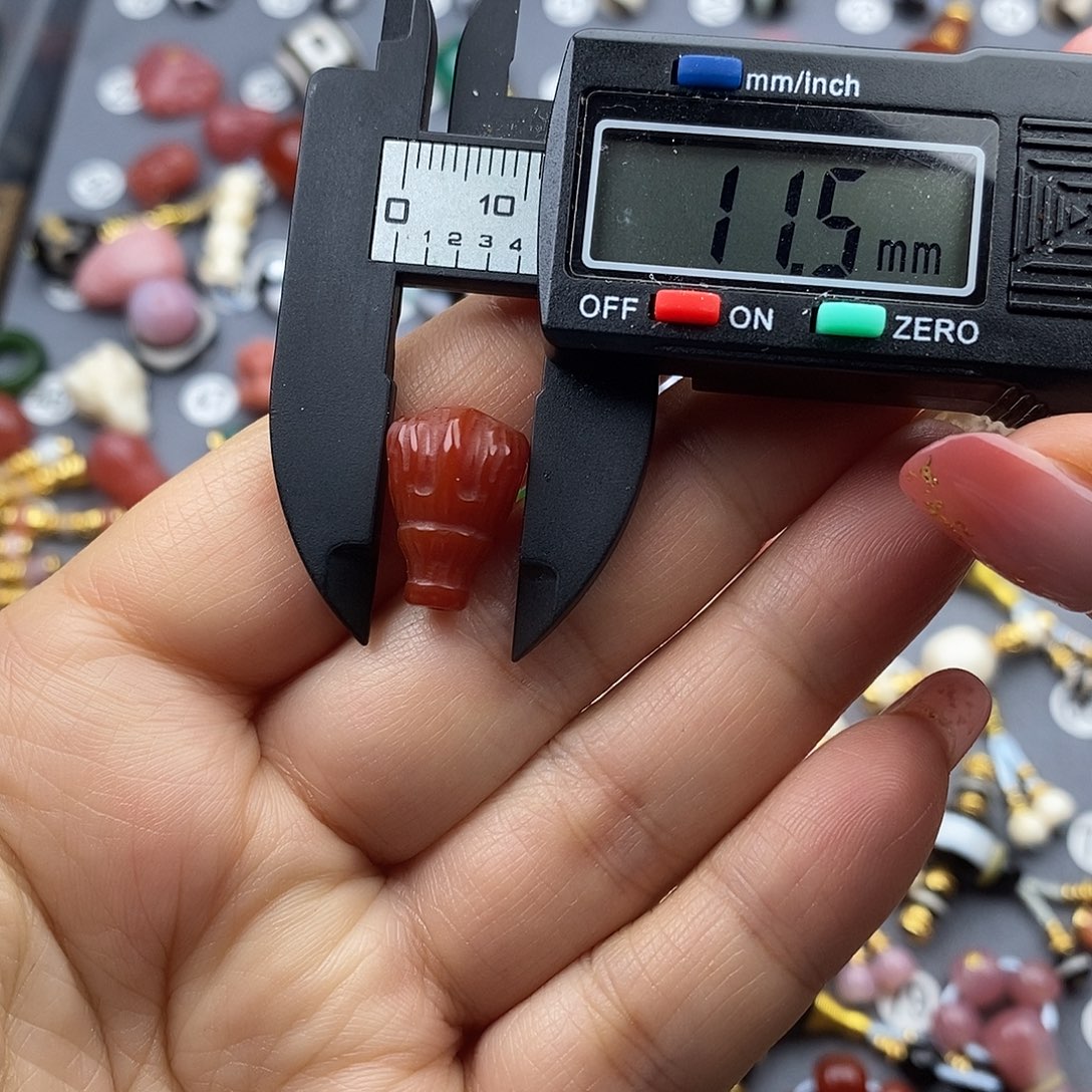 玛瑙/玉髓未镶嵌饰品