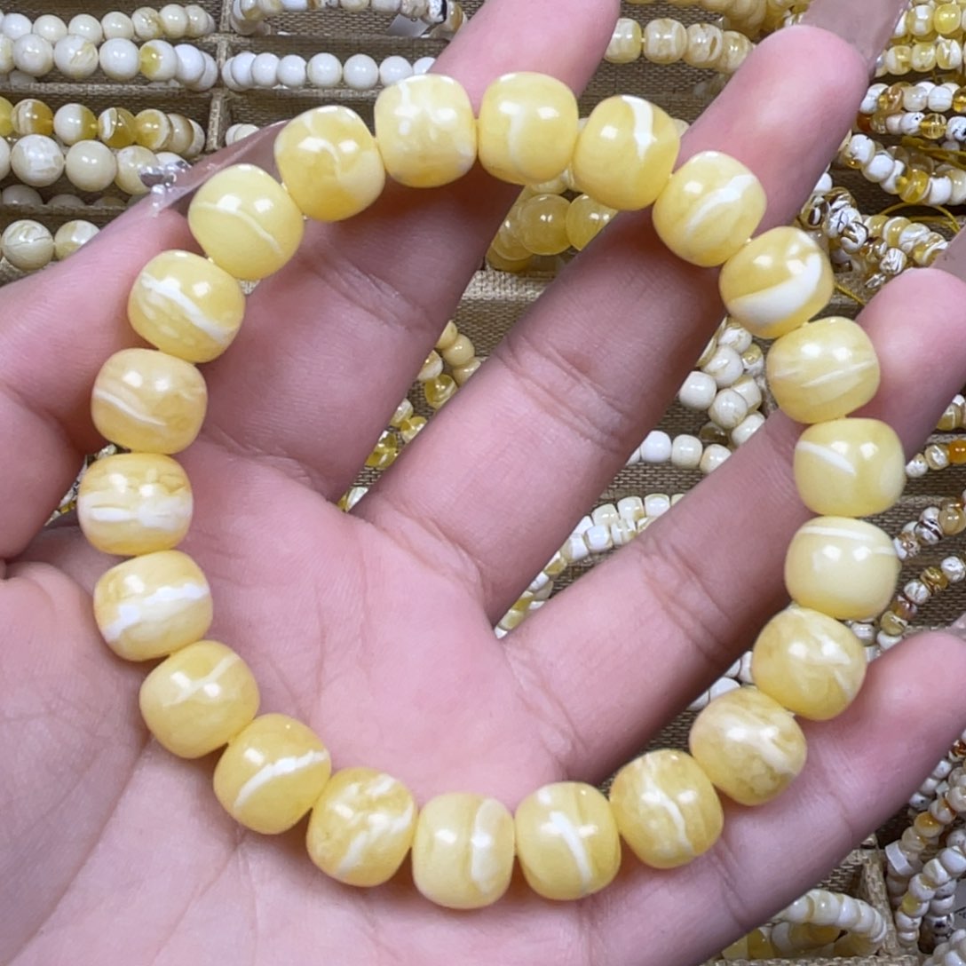 手绳琥珀未镶嵌10.5m