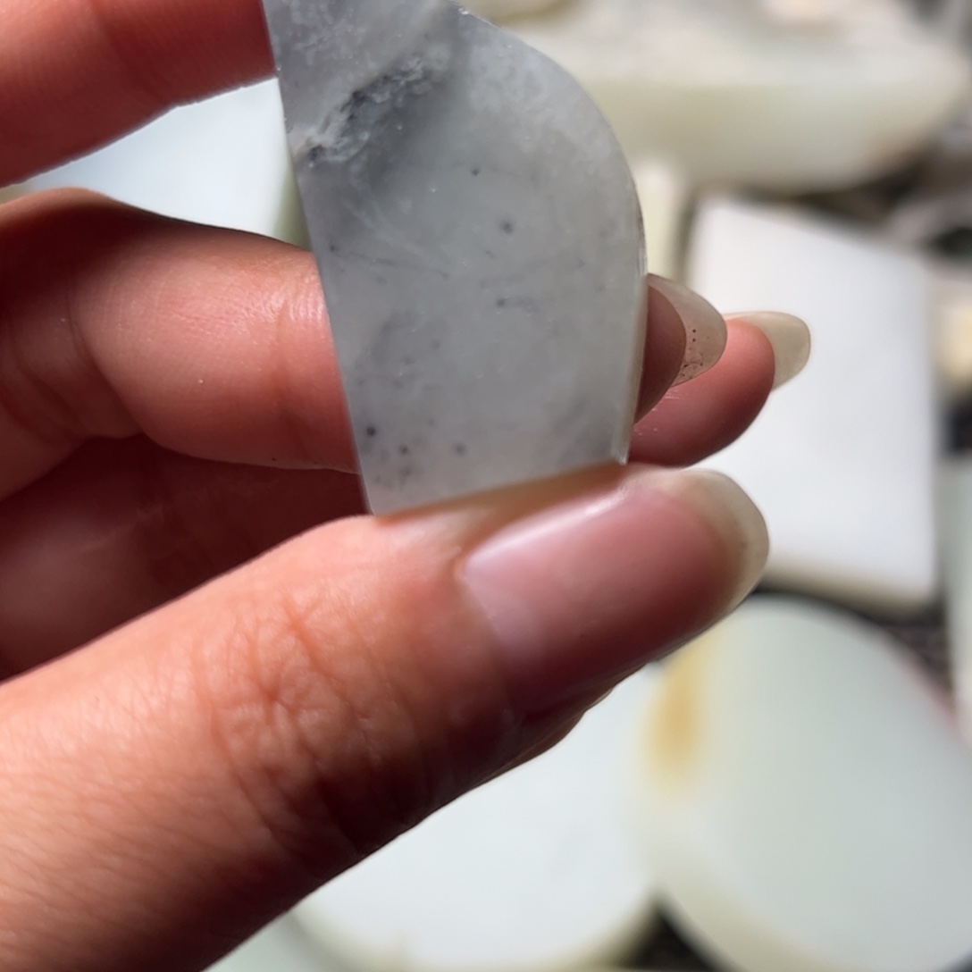 和田玉未镶嵌项链