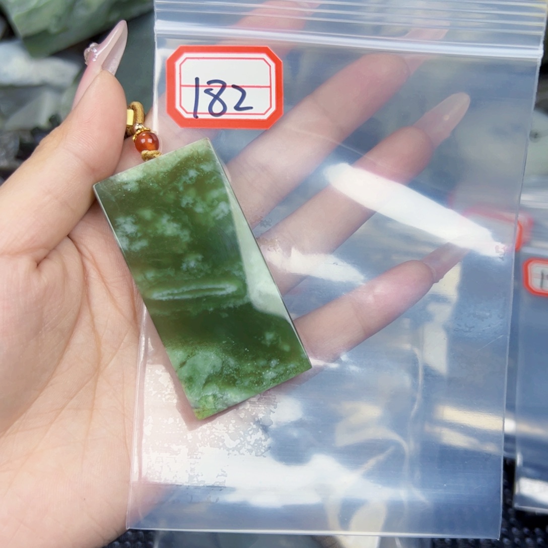 和田玉和田玉挂件未镶嵌