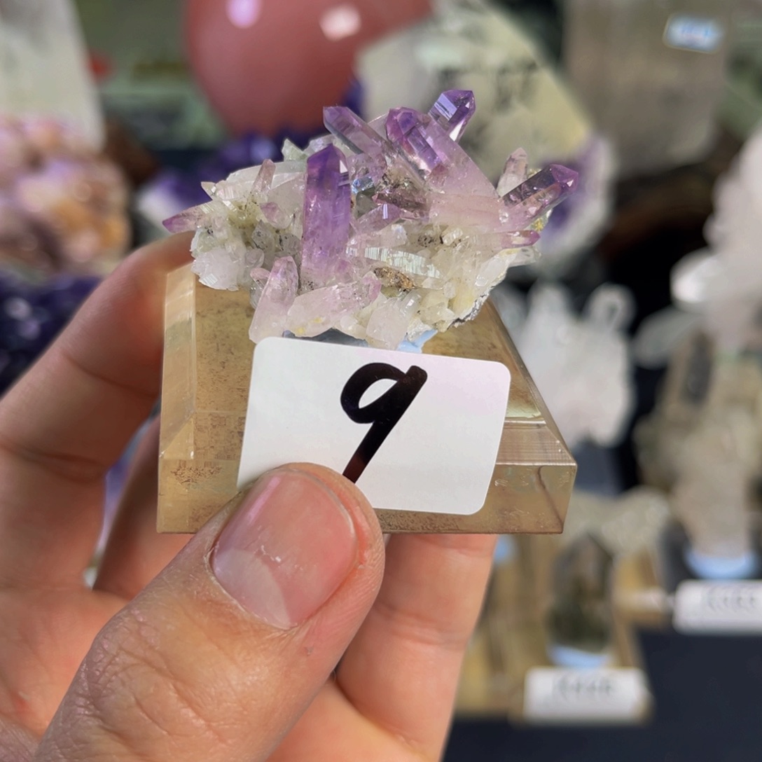 水晶天然水晶家居摆件未镶嵌?**猪