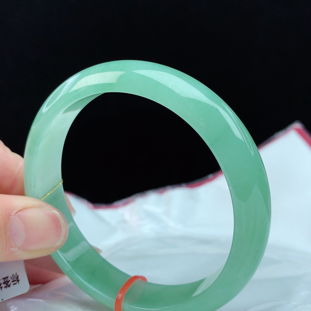 翡翠手镯未镶嵌59圈4098宽版