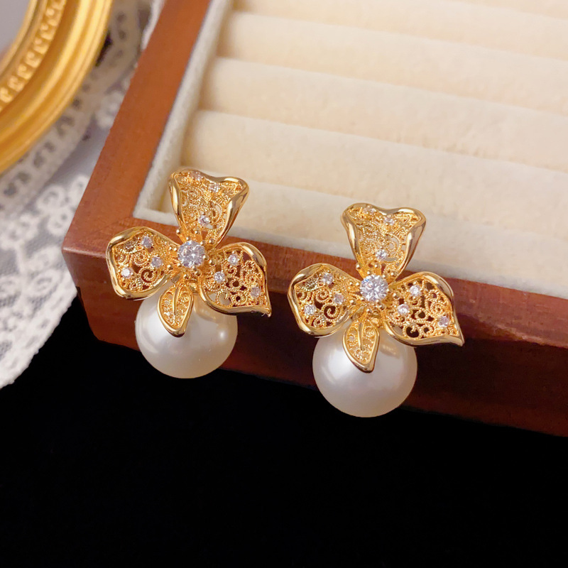 黄铜陶瓷耳饰 个性时尚夸张金属镂空花瓣耳环气质轻奢