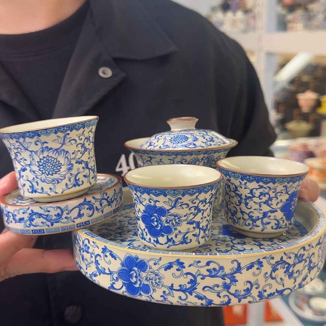 当代艺术名家辞典