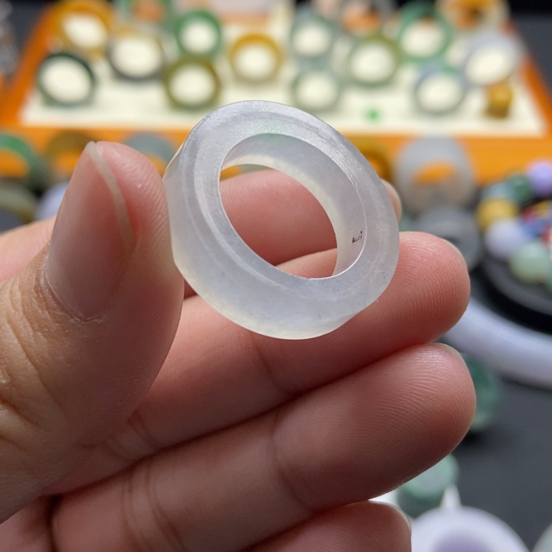 定制翡翠戒圈13-15号未镶嵌