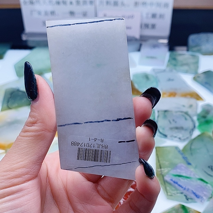 雅***）定制翡翠未镶嵌定制翡翠未镶嵌