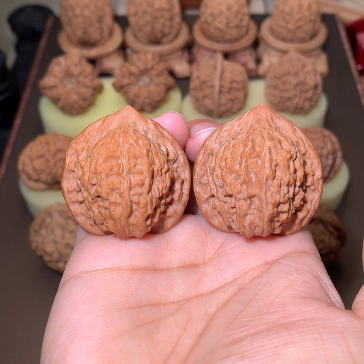 核桃文玩核桃把件七步沟