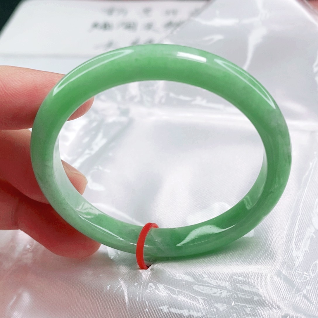 未镶嵌手镯翡翠50.5圈口