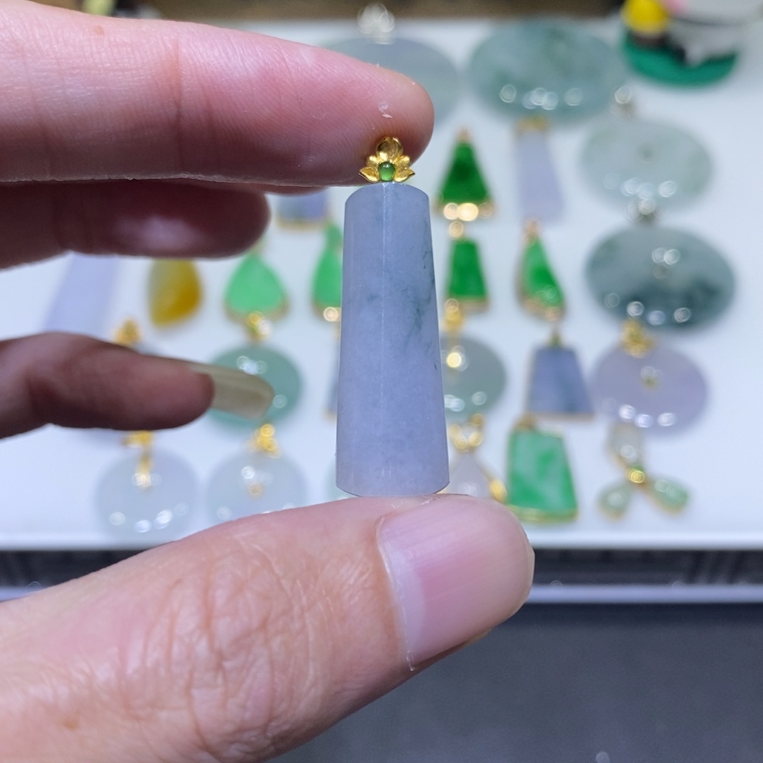 翡翠18K金镶嵌吊坠(不含链)