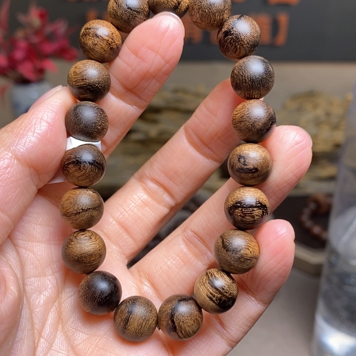 沉香手串越南芽庄瘤疤黄棋楠1.0